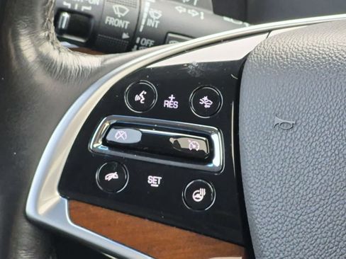 Used 2019 Cadillac Escalade Luxury w/ LPO, Radiant Package AWD/4WD image 25
