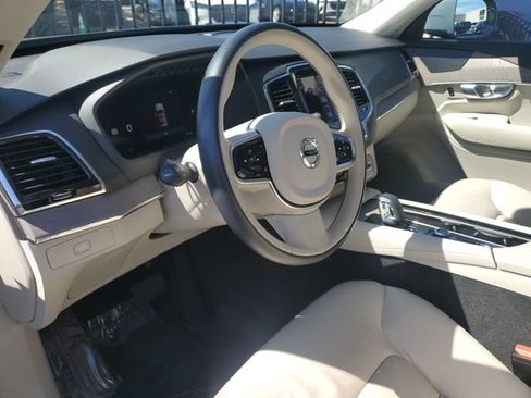 Used 2023 Volvo XC90 B6 Plus AWD/4WD image 13