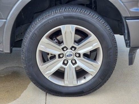 Used 2020 Ford F150 Platinum w/ Equipment Group 701A Luxury AWD/4WD image 10