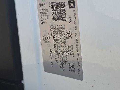 Used 2024 Chevrolet Equinox RS FWD image 36