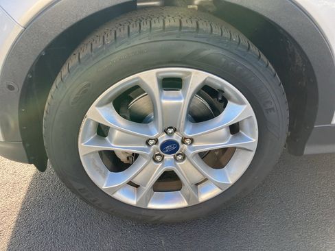 Used 2016 Ford Escape Titanium w/ Equipment Group 301A image 13