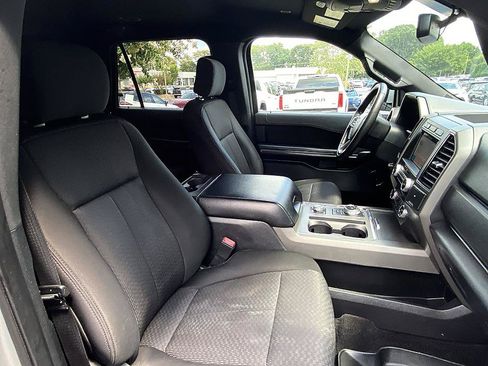 Used 2019 Ford Expedition Max XLT AWD/4WD image 18