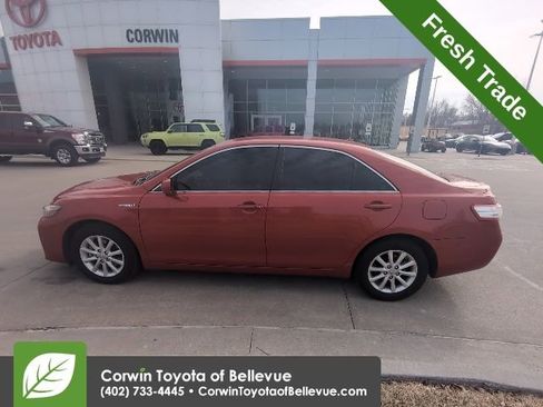 Used 2011 Toyota Camry Hybrid image 7
