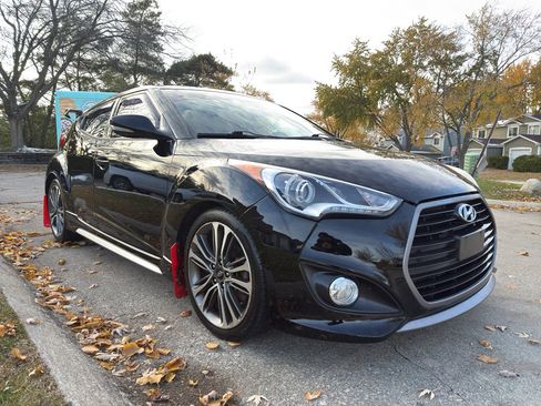 Used 2016 Hyundai Veloster Turbo w/ Option Group 04 image 4