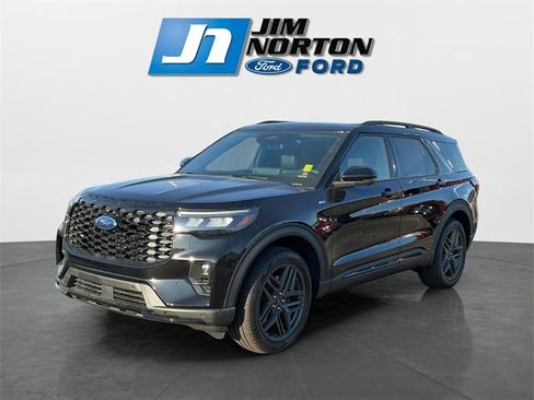 New 2026 Ford Explorer ST-Line w/ ST-Line Street Pack image 7