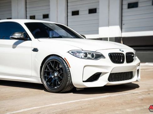 Used 2017 BMW M2 image 77
