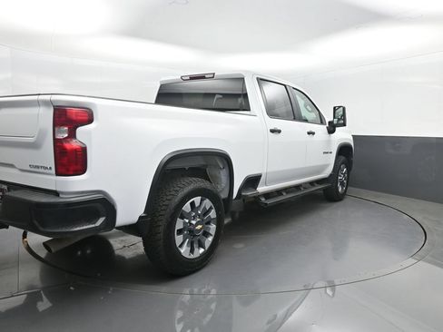 Used 2022 Chevrolet Silverado 2500 Custom w/ Custom Value Package AWD/4WD image 29