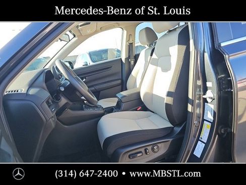 Used 2023 Honda CR-V EX image 15