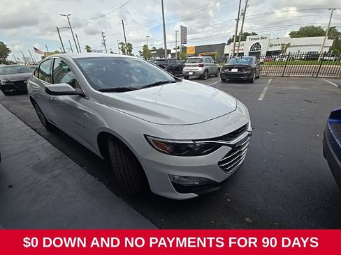 Used 2024 Chevrolet Malibu LT FWD image 2