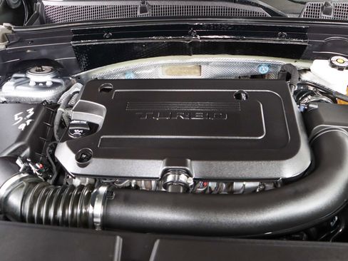 Used 2021 Buick Envision Avenir image 32