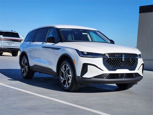 New 2026 Lincoln Nautilus Premier w/ Jet Appearance Package image 3