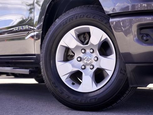 Used 2022 RAM 1500 Lone Star RWD image 3