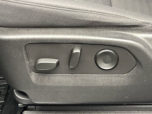 Certified 2022 GMC Sierra 1500 Elevation w/ Preferred Package image 11