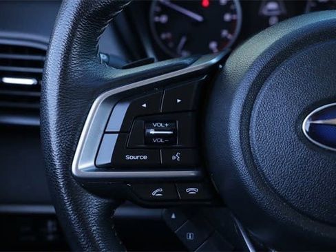 Used 2022 Subaru Outback Premium image 14