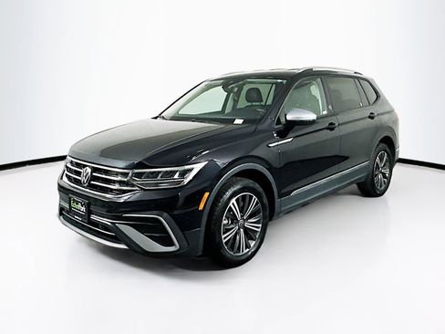 Used 2024 Volkswagen Tiguan Wolfsburg Edition image 3