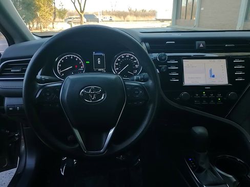 Certified 2020 Toyota Camry LE w/ Convenience Package image 34