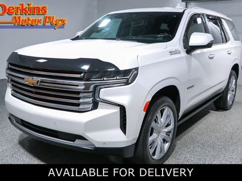 Used 2023 Chevrolet Tahoe High Country w/ Advanced Technology Package AWD/4WD image 1