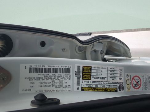 Used 2019 Toyota Tacoma SR5 image 35