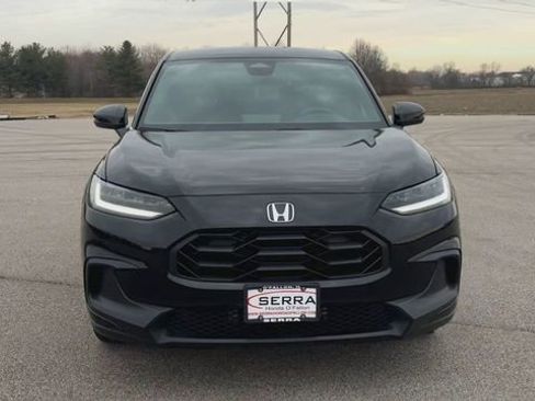 Used 2024 Honda HR-V Sport image 3