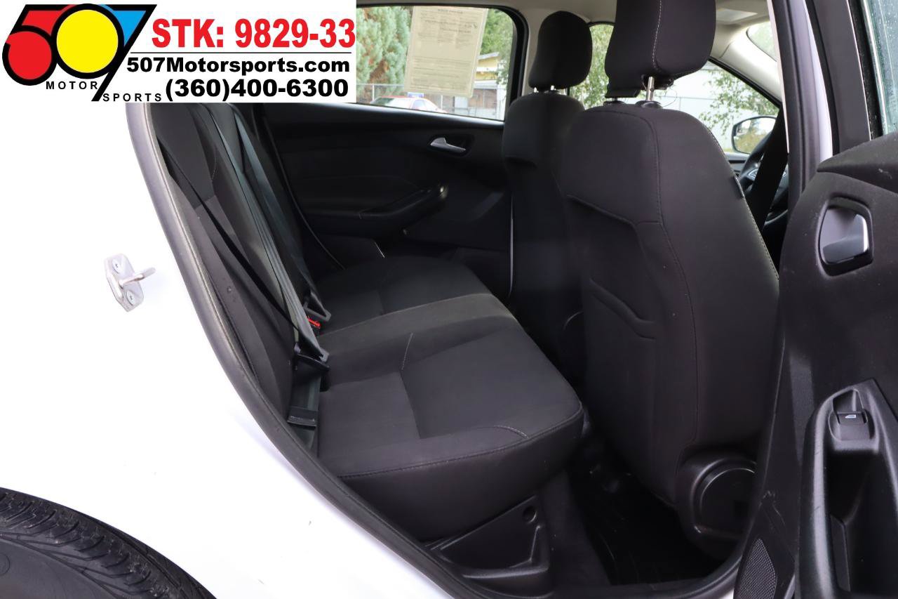 Used 2018 Ford Focus SE FWD image 17
