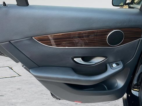 Used 2018 Mercedes-Benz GLC 300 GLC 300 image 22