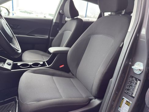 Used 2025 Hyundai Kona SEL image 15