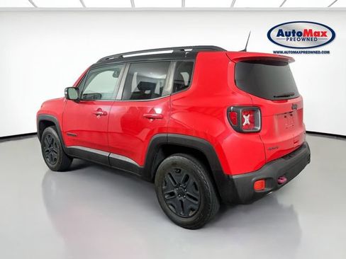 Used 2018 Jeep Renegade Trailhawk AWD/4WD image 6