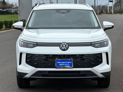 New 2026 Volkswagen Tiguan S AWD/4WD image 8