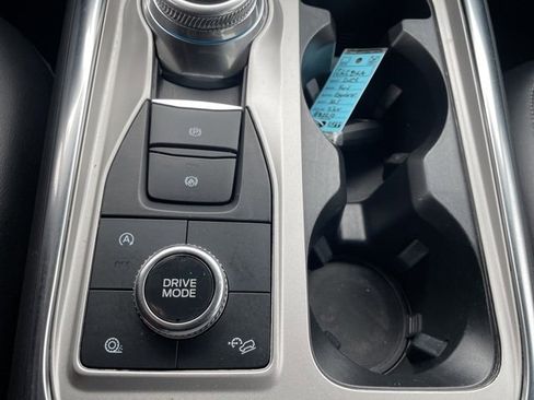 Used 2023 Ford Explorer XLT w/ Equipment Group 202A image 30