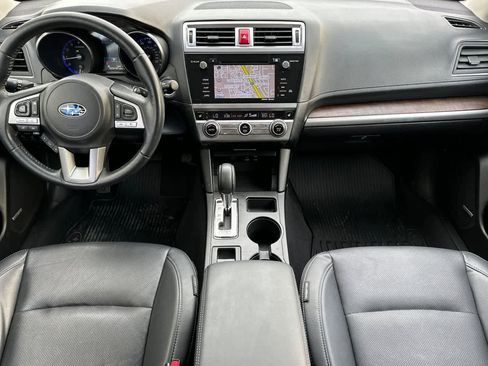 Used 2016 Subaru Outback 2.5i Limited image 3