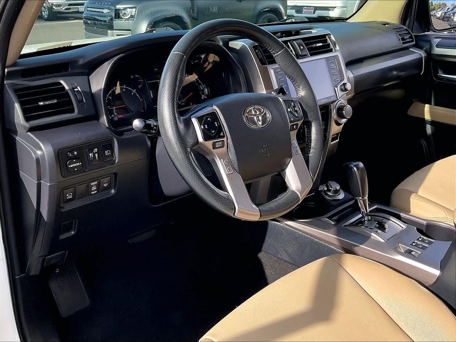 Used 2023 Toyota 4Runner SR5 Premium w/ SR5 Premium Package AWD/4WD image 16