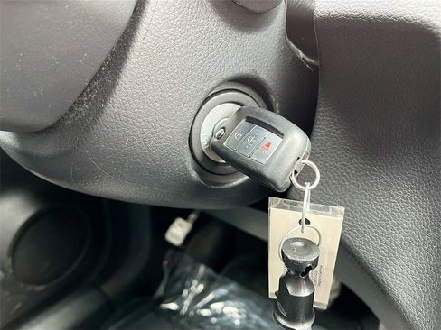 Used 2020 Nissan Rogue S w/ Special Edition Package image 32