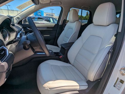 Used 2025 MAZDA CX-5 AWD 2.5 S w/ Preferred Package image 18