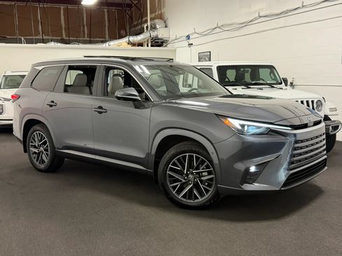 Used 2025 Lexus TX 350 AWD image 26