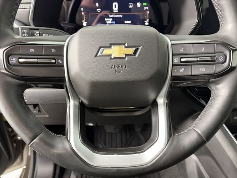 Used 2023 Chevrolet Colorado LT w/ LT Convenience Package III image 16