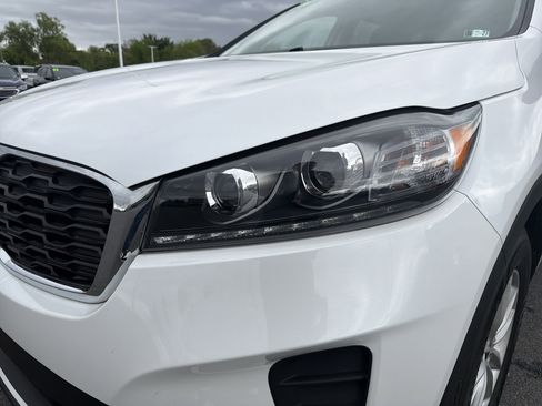 Used 2019 Kia Sorento AWD V6 image 10