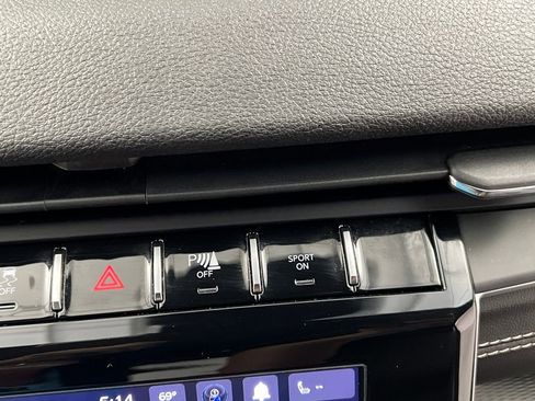 Used 2024 Jeep Grand Cherokee Altitude image 48