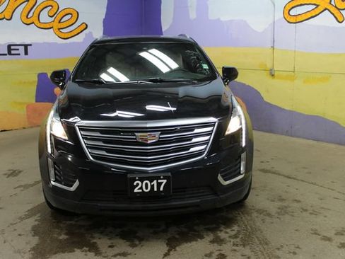 Used 2017 Cadillac XT5 Luxury w/ Driver Awareness Package FWD image 7
