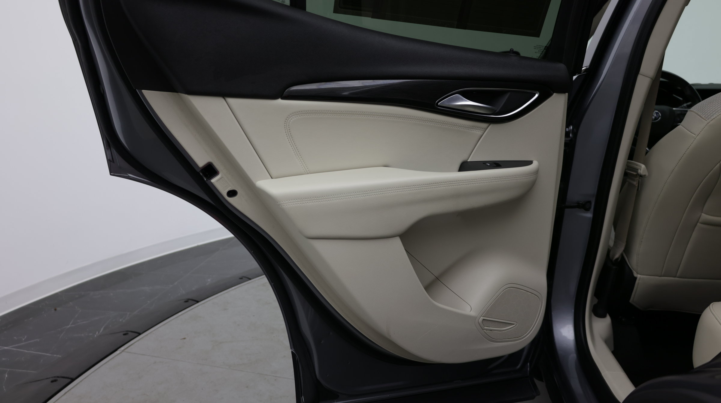 Used 2021 Buick Envision Preferred FWD image 29