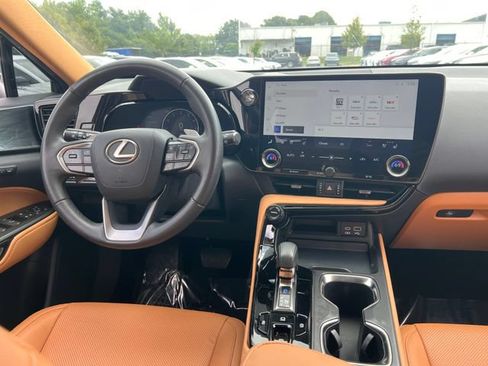Used 2024 Lexus NX 250 FWD w/ Cold Area Package image 16