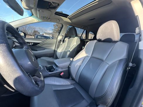 Used 2020 Subaru Outback Onyx Edition XT w/ Popular Package #2 image 2