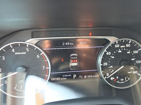 Used 2024 Nissan Rogue S FWD image 21