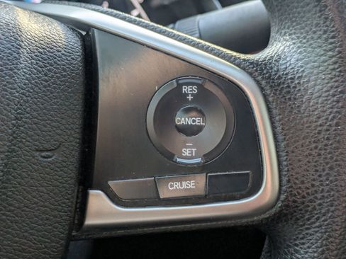 Used 2018 Honda Civic EX image 17