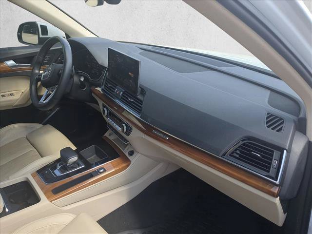 Used 2021 Audi Q5 2.0T Premium Plus w/ Premium Plus Package AWD/4WD image 20