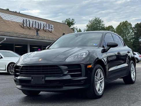 Used 2020 Porsche Macan w/ Premium Package Plus AWD/4WD image 2