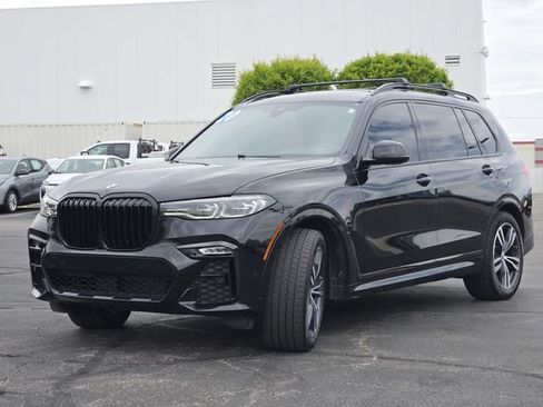 Used 2020 BMW X7 xDrive40i w/ M Sport Package AWD/4WD image 22