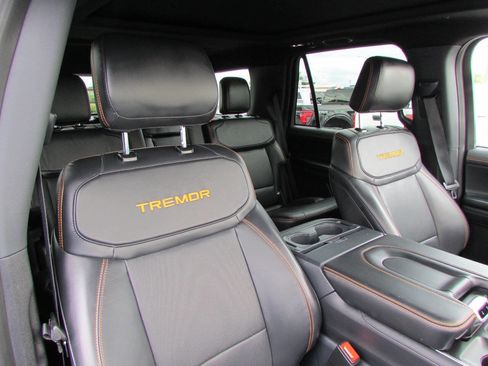 Used 2025 Ford Expedition Tremor image 20
