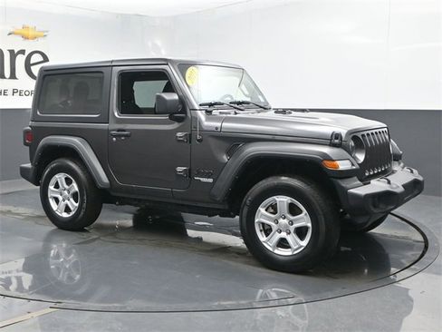 Used 2021 Jeep Wrangler Sport image 6