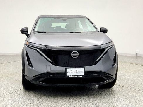 Used 2023 Nissan Ariya AWD image 2