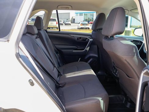 Used 2025 Toyota RAV4 LE FWD image 12